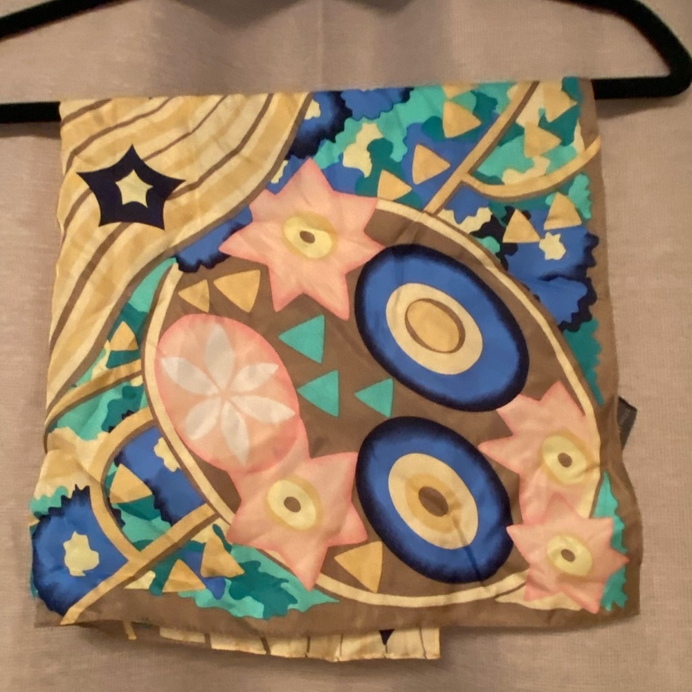 Frey Wille 100% Silk Scarf